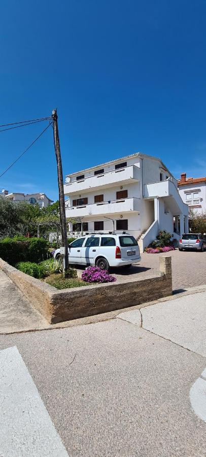 Apartments Jele Baska  Bagian luar foto