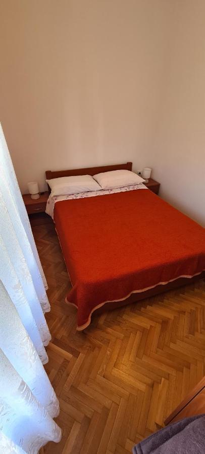 Apartments Jele Baska  Bagian luar foto