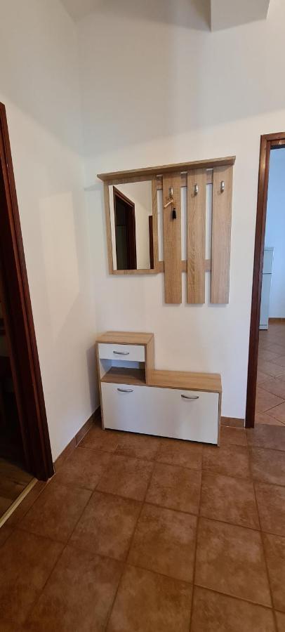 Apartments Jele Baska  Bagian luar foto